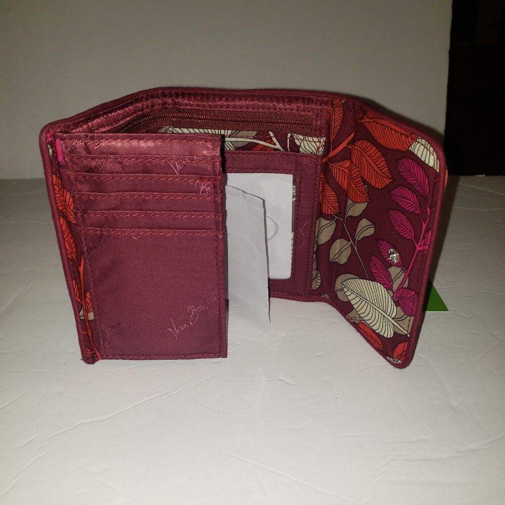 Vera Bradley Riley Compact Wallet Retired Pattern Bohemian Chevron 2016 NEW - Picture 4 of 9